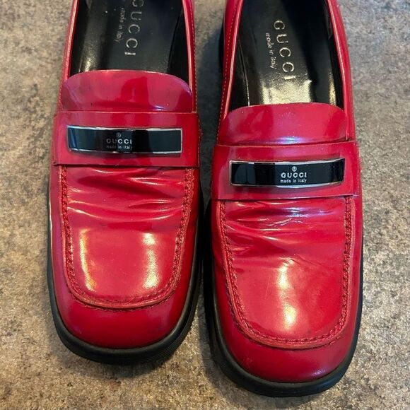 GUCCI size 35 Red Patent Leather Shoes Slides - Picture 2 of 14